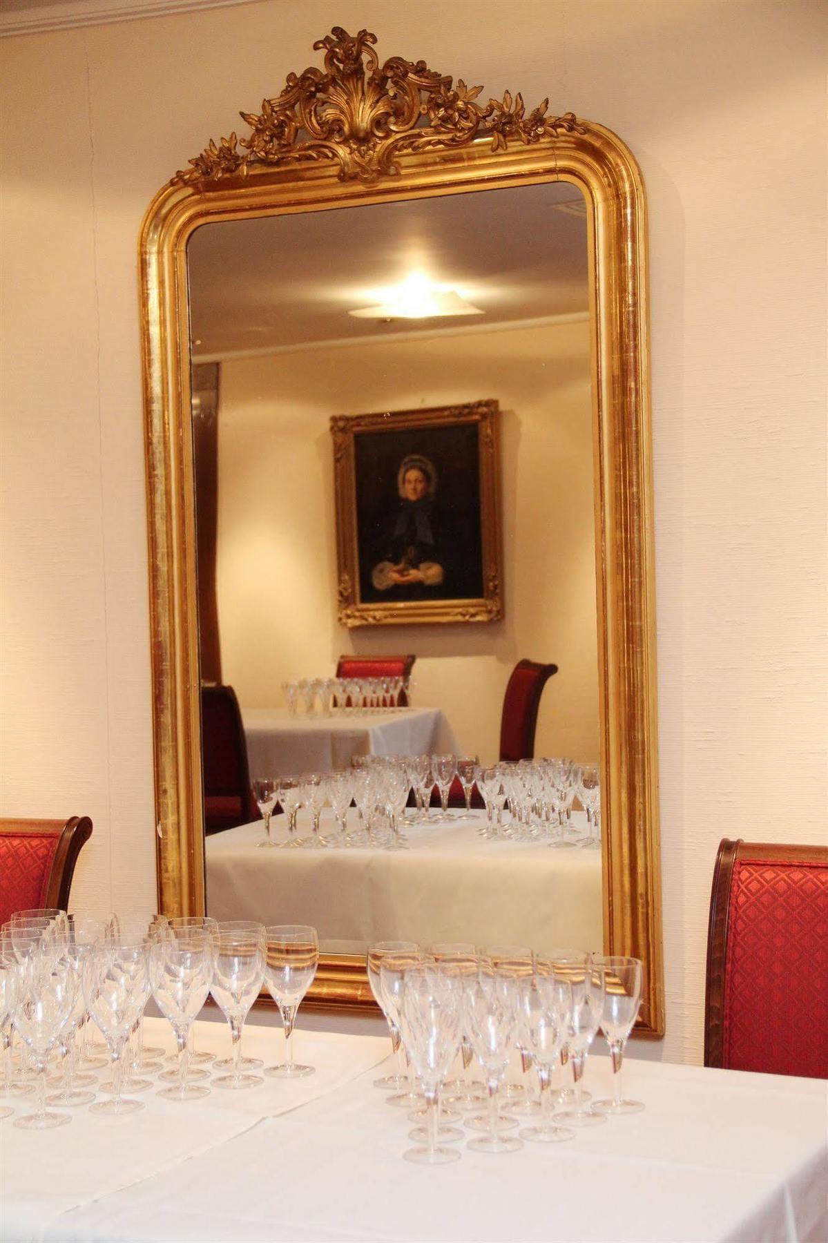 Roter Turm Hotel 3*